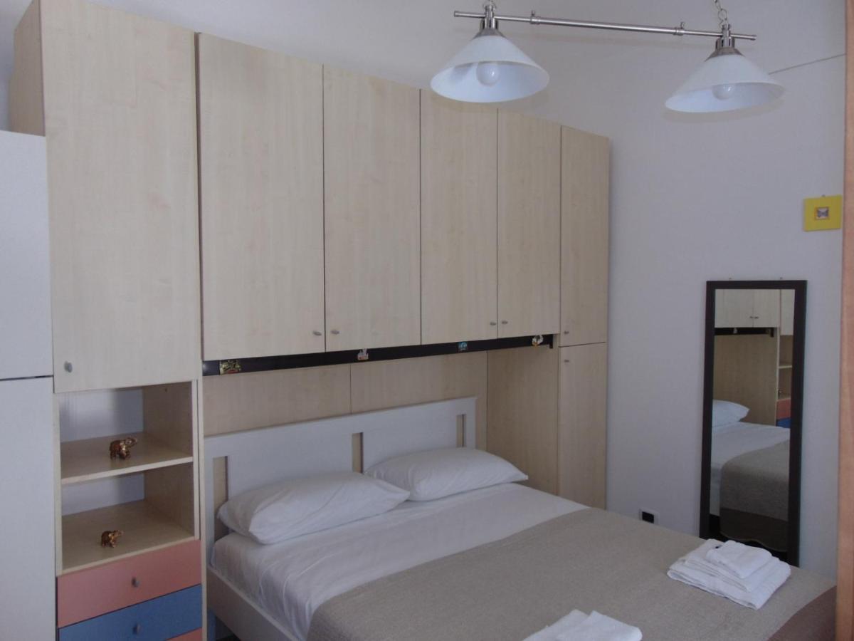 Dreams Room Bari Bagian luar foto
