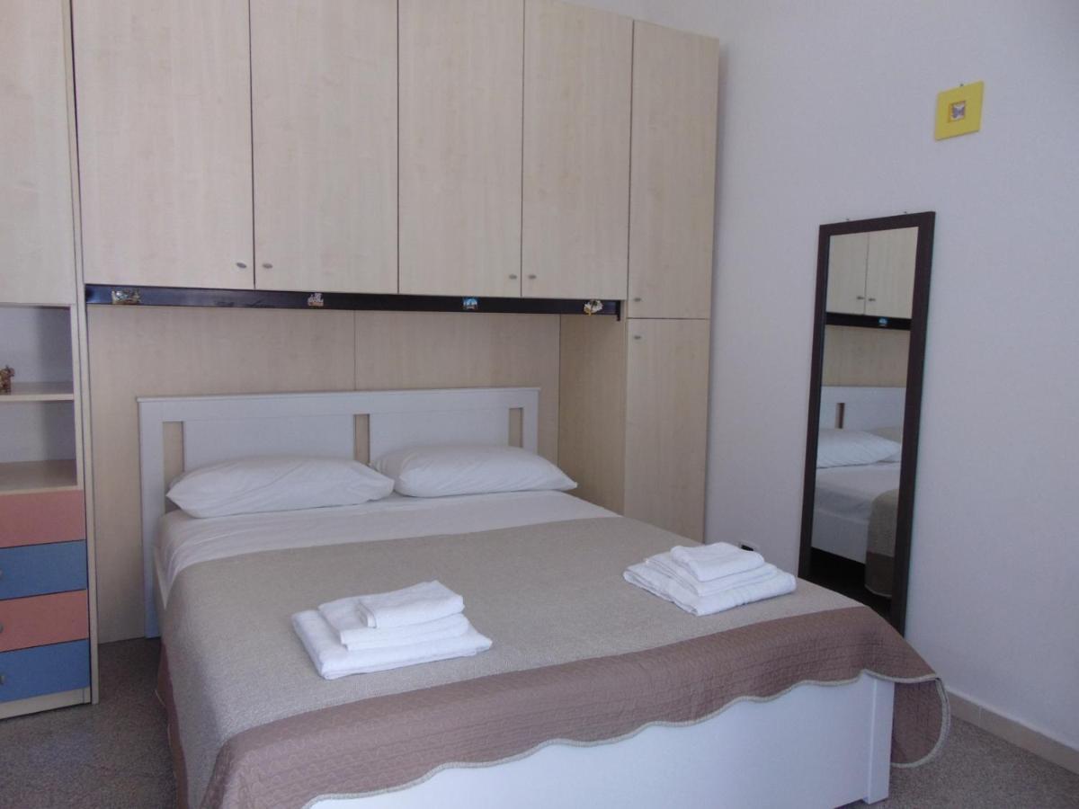 Dreams Room Bari Bagian luar foto
